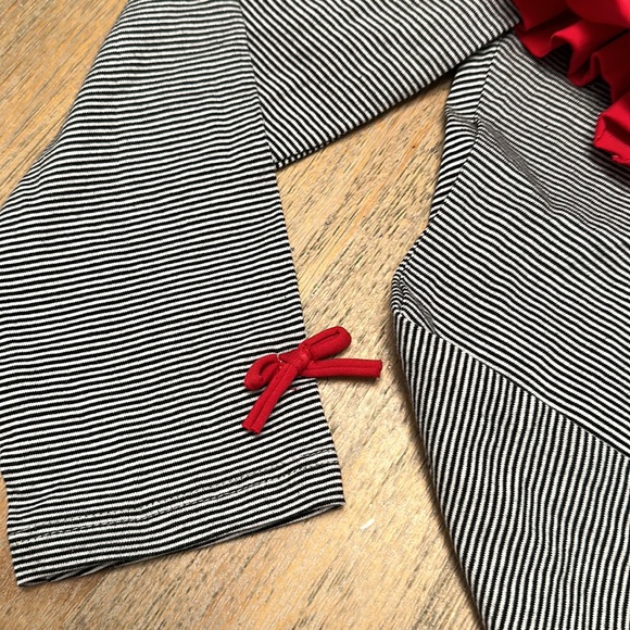 Ruffled two piece set - Picture 5 of 6